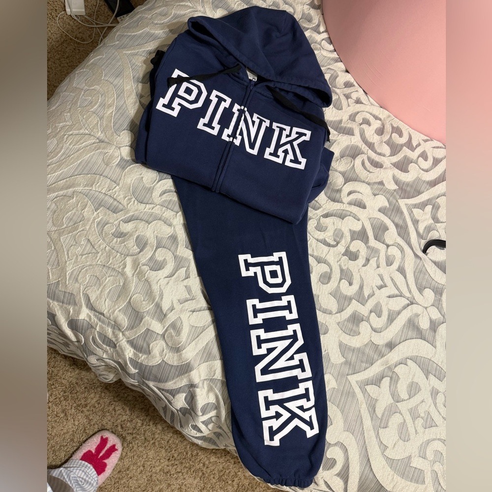 Victoria’s Secret matching set dark navy blue and white